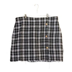 SHEIN Women’s 3X Plaid Mini Skirt